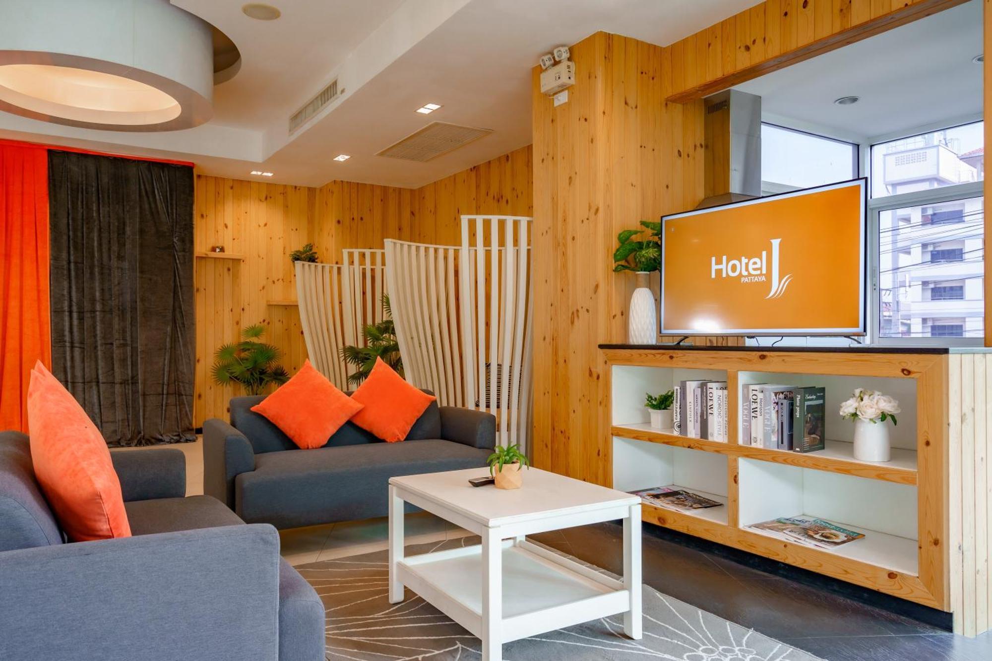 J Inspired Hotel Pattaya Luaran gambar