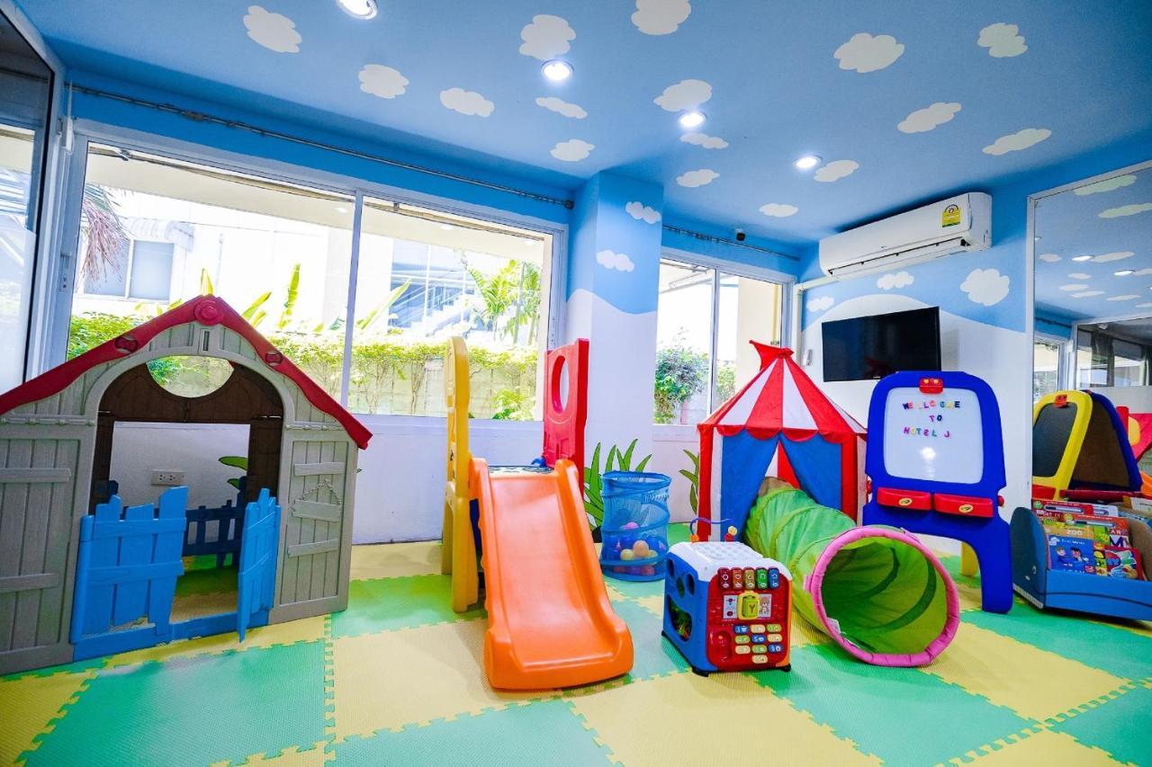 J Inspired Hotel Pattaya Luaran gambar