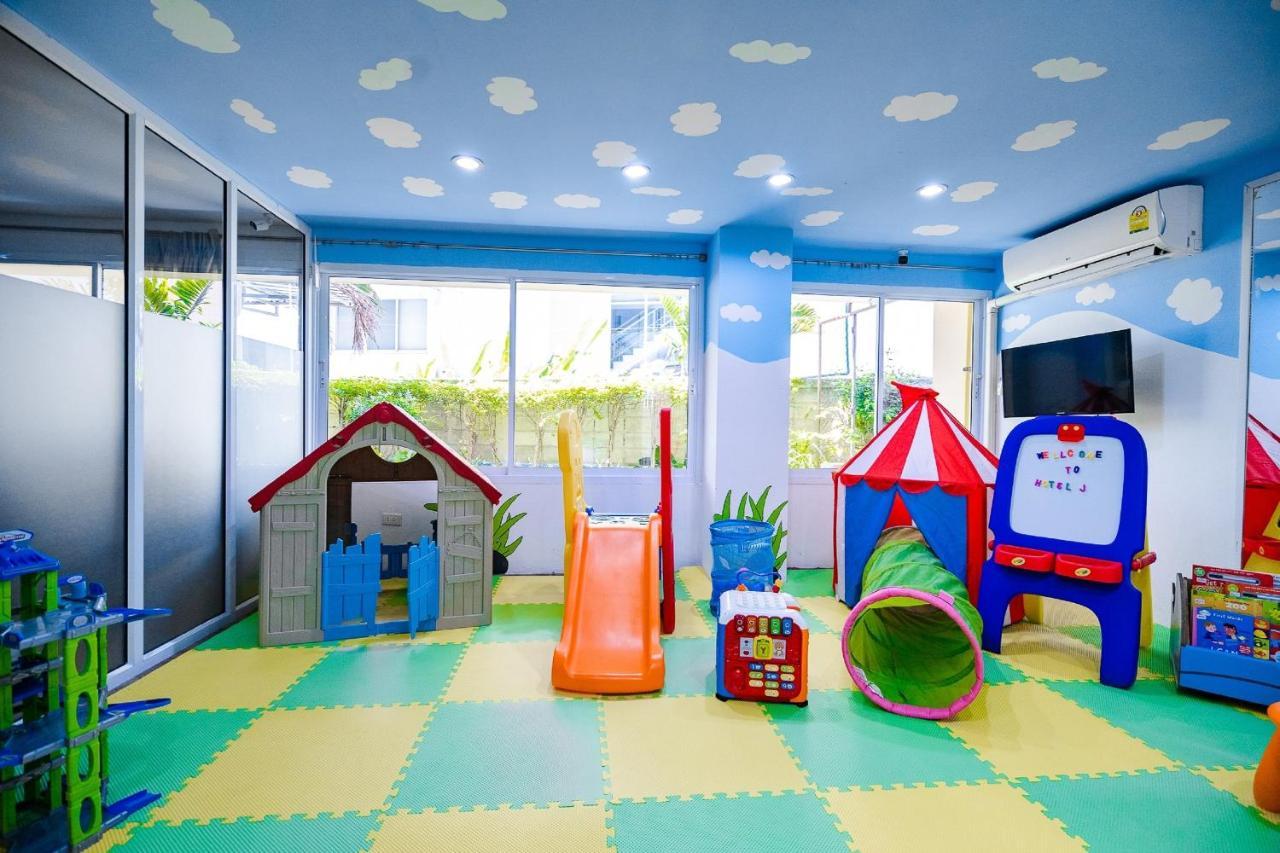 J Inspired Hotel Pattaya Luaran gambar